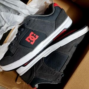NIB DC Hacker Shoes Sneakers Size 9 Dark Shadow/Rd/Wh